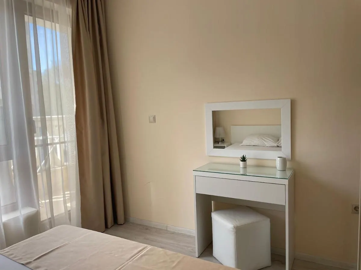 Deluxe Apartment Varna South Bay Beach Residence